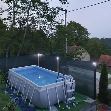 Vikendica Cokori - Private Pool And Jacuzzi בית נופש באניה לוקה